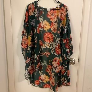 Green floral kimono/shawl